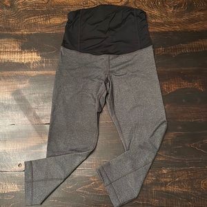 BeMaternity by Ingrid & Isabel Active Capri Maternity Leggings